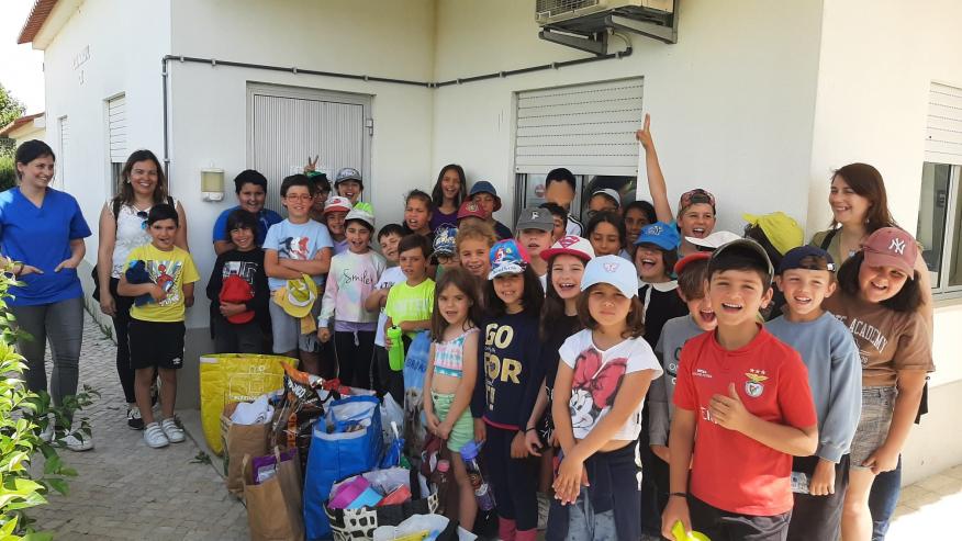 UFAlenquer dinamiza visita solidária da Escola Básica de Cheganças ao CROA 
