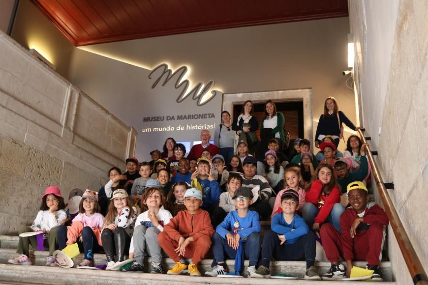 Escola Básica de Cheganças visita Aquário Vasco da Gama e Museu da Marioneta com a UFAlenquer